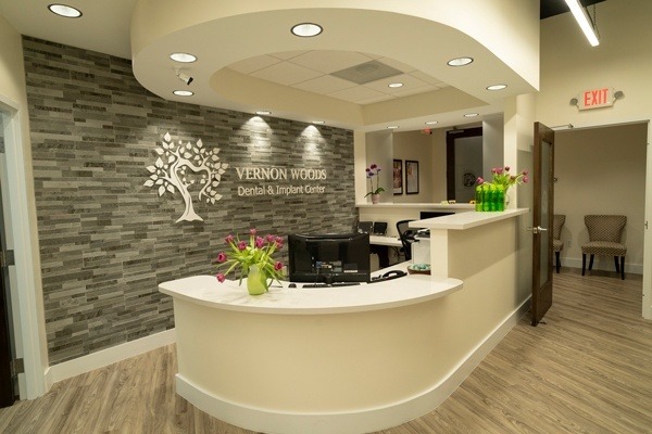 Vernon Woods Dental Implant Center | Dental Bridges, Ceramic Crowns and All-on-4 reg
